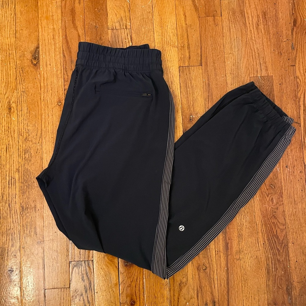 EUC Lululemon Joggers